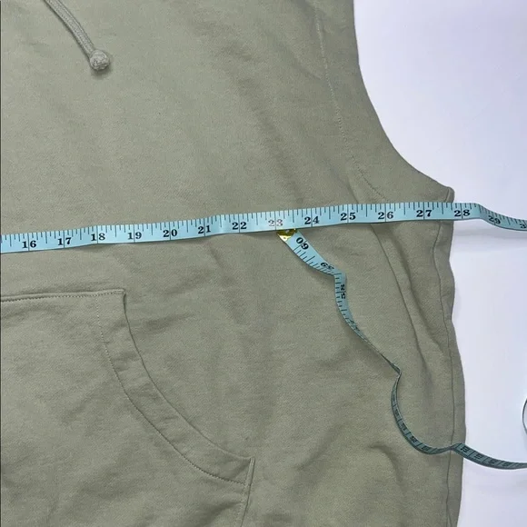 H&M Men’s Light Green Knit Sleeveless Hoodie - Picture 8 of 11